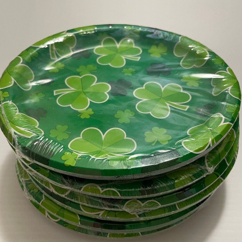 Irish Clover Shamrock 6.78" Paper Plates 6 packs of 8 (48 Plates total) NEW